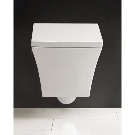 Унитаз подвесной BelBagno Regina BB104CH белый