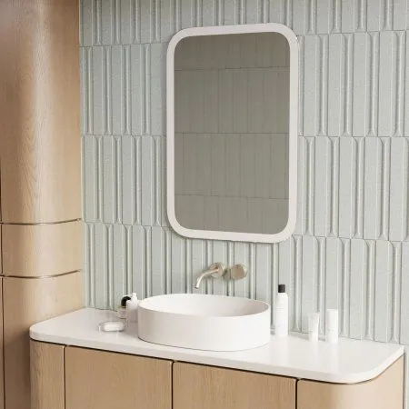 Зеркало MIXLINE "Сандра" 550*800 (ШВ) б/полки (555929)