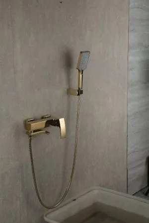 Смеситель для ванны Gappo G3207-3, однорычажный, золото