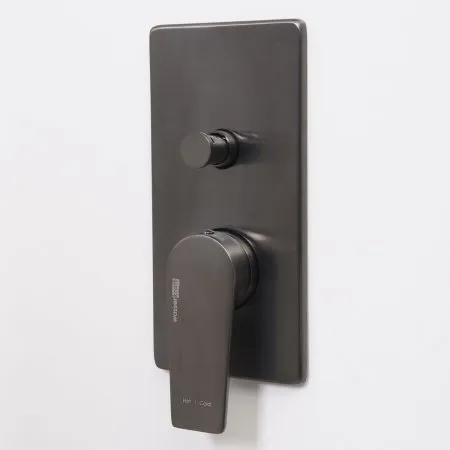 Смеситель для ванны и душа WasserKRAFT Wiese 8400 8461 оружейная сталь