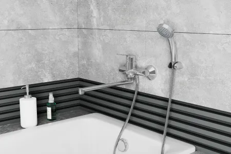 Смеситель для ванны с длинным поворотным изливом RUSH Edge (ED7735-51)