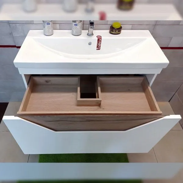 Тумба под раковину подвесная Бриклаер Брайтон белый/дуб, 100 см