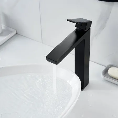 Смеситель для раковины однорычажный с гайкой Rose R1811H-1, Черный