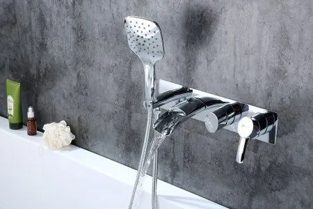 Смеситель для ванны с душем Lemark Atlantiss (LM3224C)