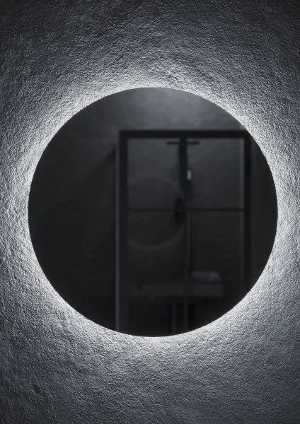 Зеркало для ванной комнаты  SANCOS Sfera D700  c  подсветкой ,  SF700