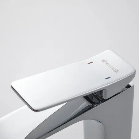 Смеситель для раковины однорычажный с гайкой Shevanik S4001, Хром