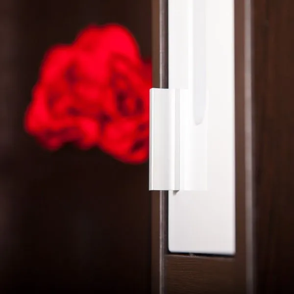 Зеркало со шкафом Бриклаер БАЛИ 90 см правое, венге/белый