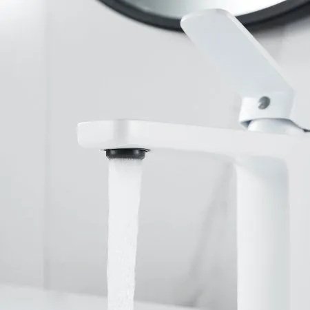 Смеситель для раковины однорычажный с гайкой Shevanik S9901C, Белый