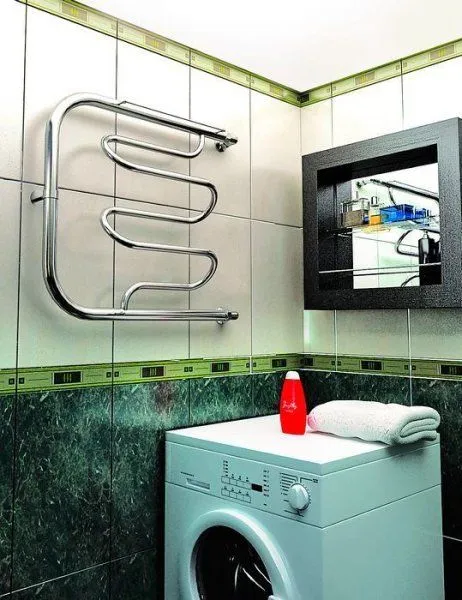 Полотенцесушитель водяной Tera Фокстрот-лиана 50х50