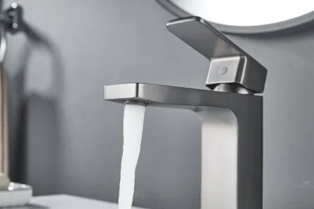 Смеситель для раковины однорычажный с гайкой Shevanik S9701T, Оружейная сталь