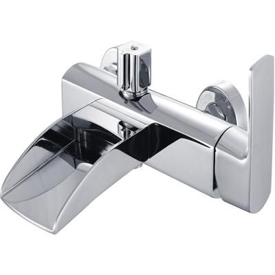 Смеситель Gerhans K13017 для ванны с душем