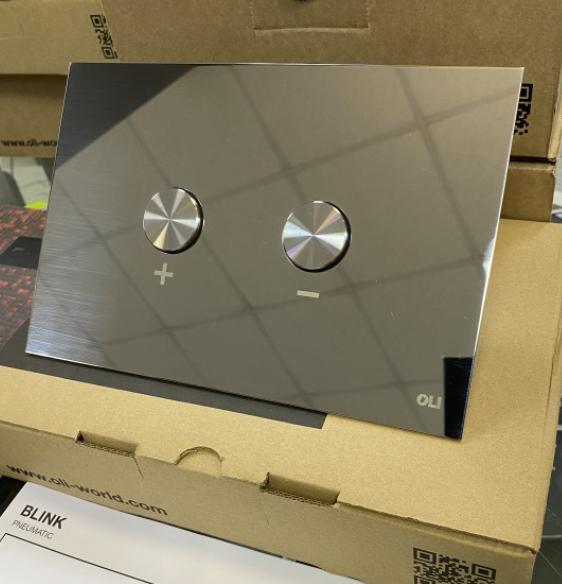 Кнопка смыва Oli Blink 154963 хром глянцевый