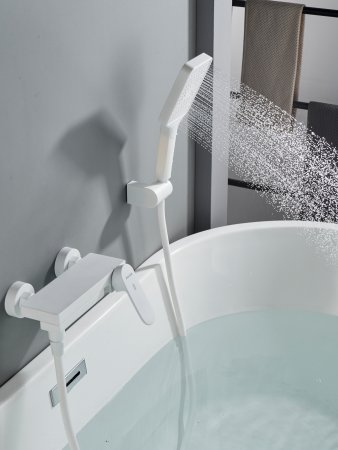 Смеситель для ванны Shevanik S4552C, Белый