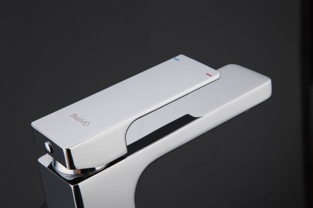 Смеситель для раковины однорычажный Gappo Futura G1018 хром