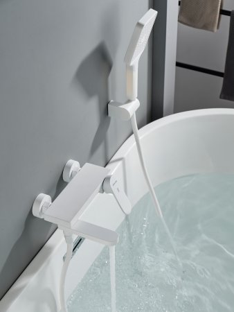 Смеситель для ванны Shevanik S4552C, Белый