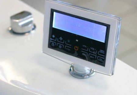 Акриловая ванна Gemy G9088 O с гидромассажем