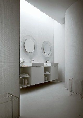 Зеркало Laufen Kartell by Laufen 3.8633.3.084.000.1 с подсветкой, прозрачный пластик
