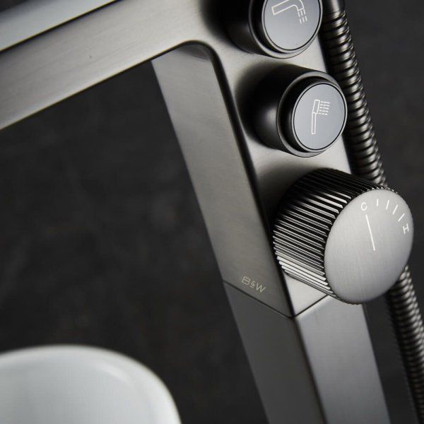 Смеситель B&W U7562GC отдельностоящий