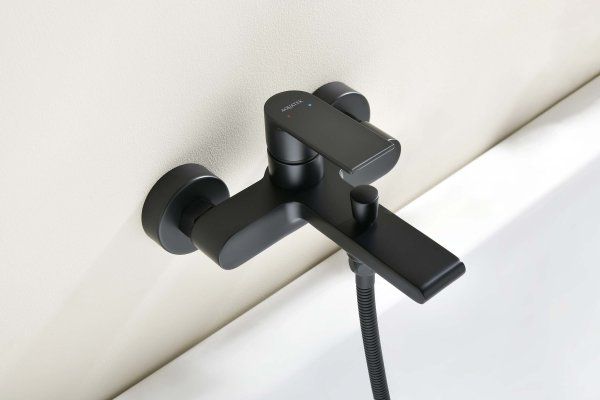 Смеситель для ванны AQUATEK, матовый черный AQ1440MB ЛИРА, Черный матовый