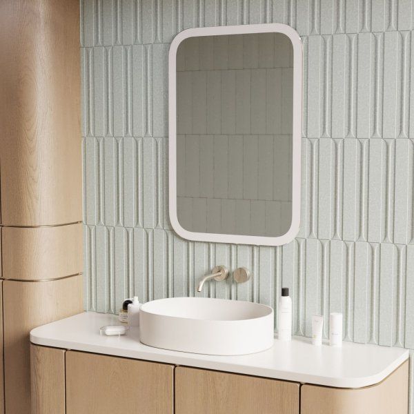 Зеркало MIXLINE "Сандра" 550*800 (ШВ) б/полки (555929)