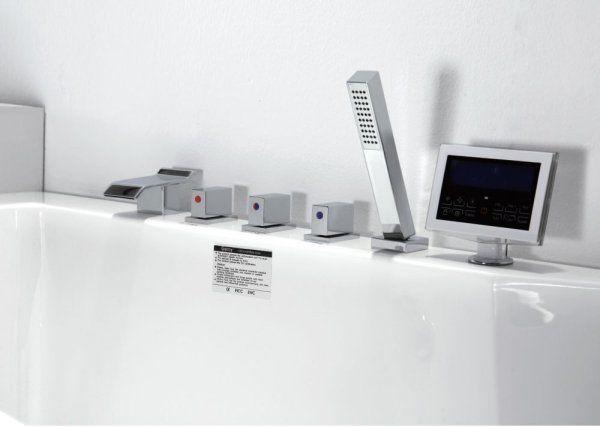 Акриловая ванна Gemy G9066 II O L с гидромассажем