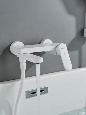 Смеситель для ванны Shevanik S4552C, Белый