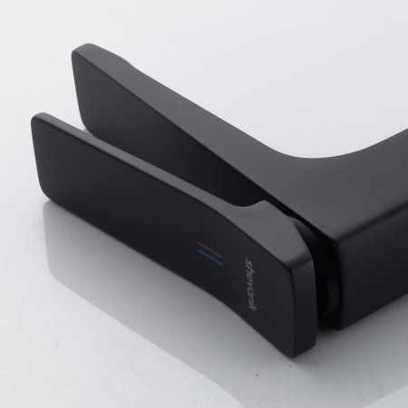 Смеситель для ванны однорычажный с гайкой Shevanik S4601H, Черный