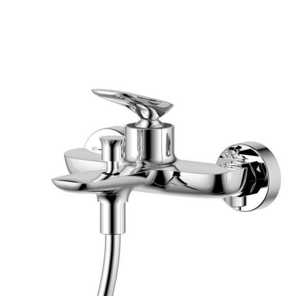 Смеситель для ванны однорычажный AQUAme Como, с душевым набором, 3 режима, Хром