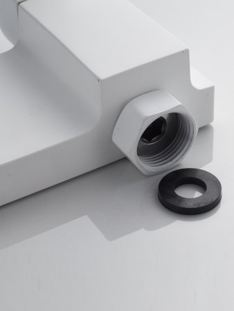 Смеситель для ванны Shevanik S4552C, Белый