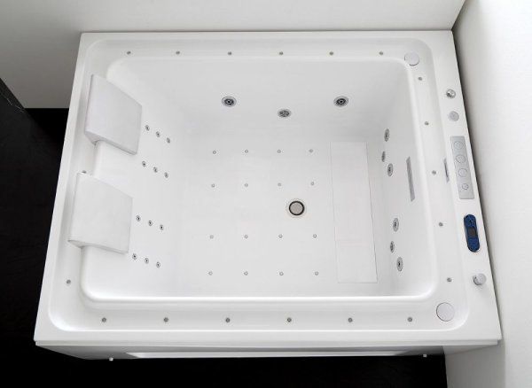 Акриловая ванна Gemy G9268 K с гидромассажем