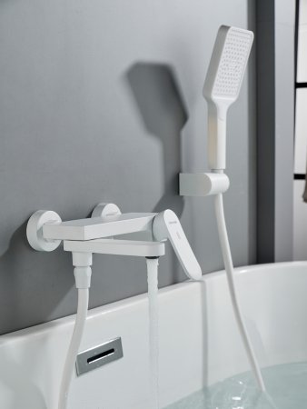 Смеситель для ванны Shevanik S4552C, Белый