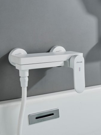 Смеситель для ванны Shevanik S4552C, Белый