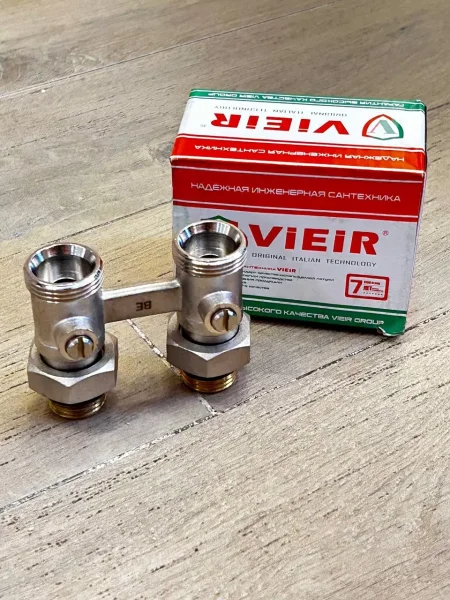 Узел нижнего подключения радиатора прямой с адаптерами 1/2" x 3/4" Vieir VR308