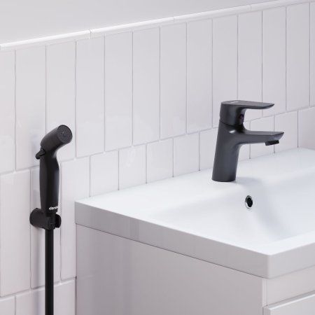 Смеситель для раковины с гигиеническим душем Damixa Jupiter 770300300, Черный
