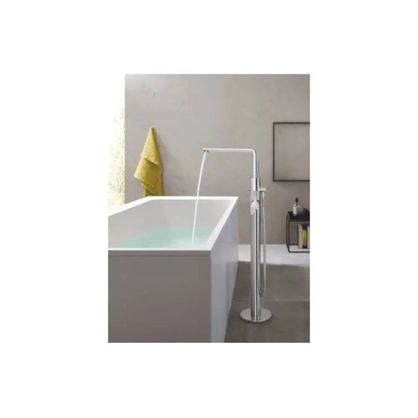 Смеситель Grohe Lineare 23792001 для ванны напольный хром