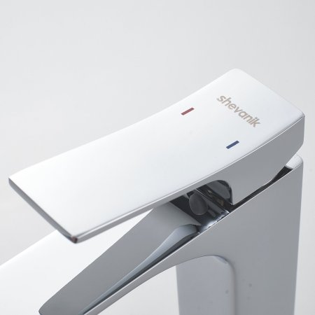 Смеситель для раковины однорычажный с гайкой Shevanik S6101, Хром
