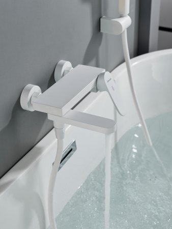 Смеситель для ванны Shevanik S4552C, Белый