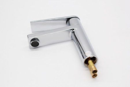 Смеситель для умывальника GANZER 07011  (10/1шт)