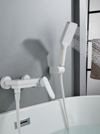 Смеситель для ванны Shevanik S4552C, Белый