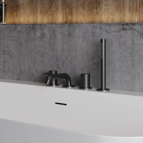 Смеситель на борт ванны AQUAme Siena AQM6219MB с душевым гарнитуром, черный матовый