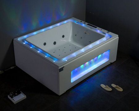Акриловая ванна Gemy G9268 K с гидромассажем