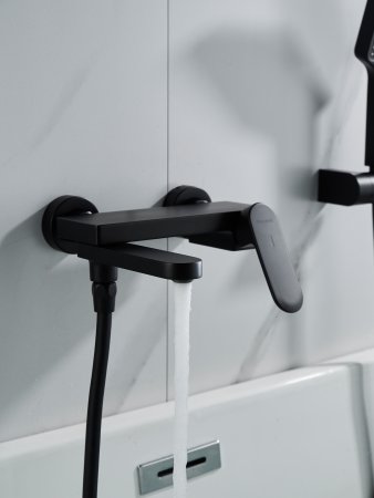 Смеситель для ванны Shevanik S4552H, Черный