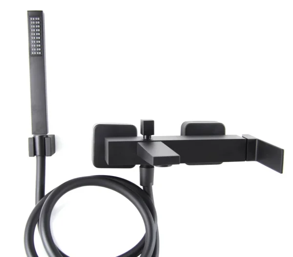 Смеситель для ванны Webert Pegaso PE850101560, черный