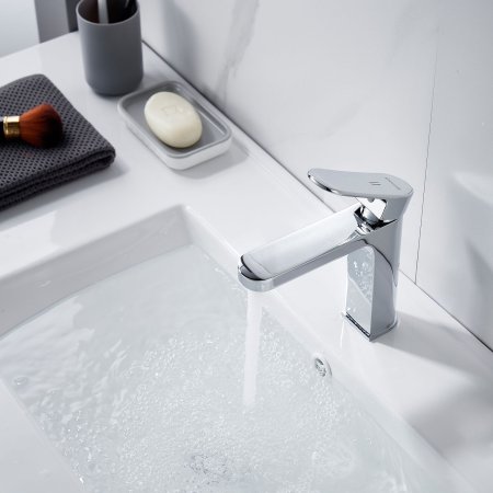 Смеситель для ванны однорычажный с гайкой Shevanik S4501, Хром