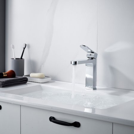 Смеситель для ванны однорычажный с гайкой Shevanik S4501, Хром