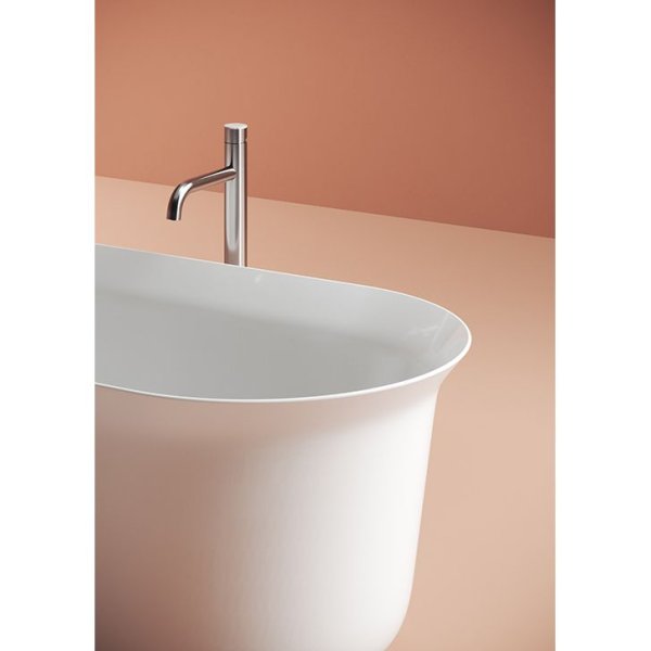 Ванна из искусственного камня ArtCeram Petite ACW005 05 140x70 bianco matt