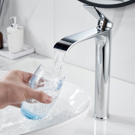 Смеситель для раковины однорычажный с гайкой Shevanik S4111, Хром